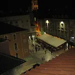 Piazza Old Town 아파트