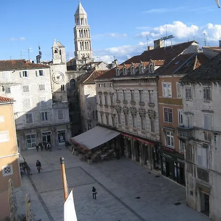 Piazza Old Town Апартаменты