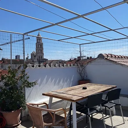 Апартаменты Piazza Old Town