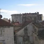 Apartment Piazza Old Town Split